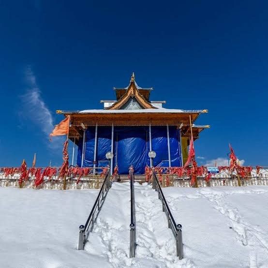 Hatu Peak temple in snow