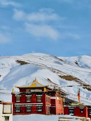 Komic monastery